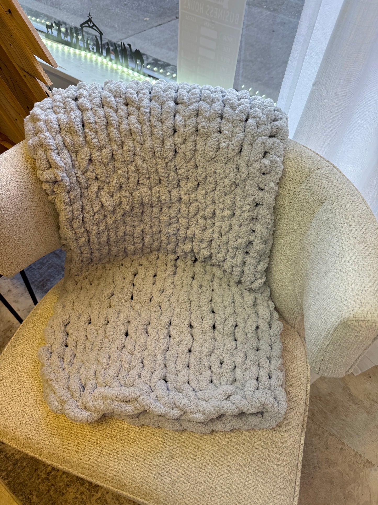Hand Knit Chunky Blanket