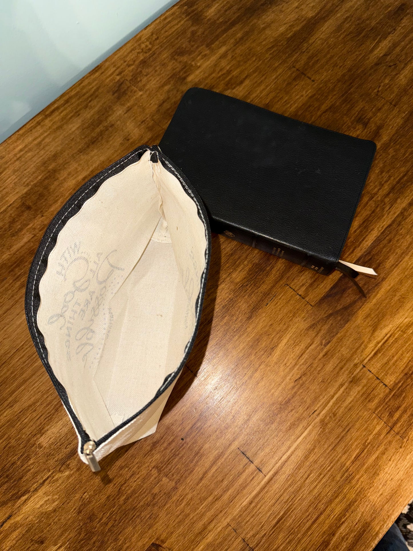 Large Canvas “With God All Things Are Possible” Accessory bag