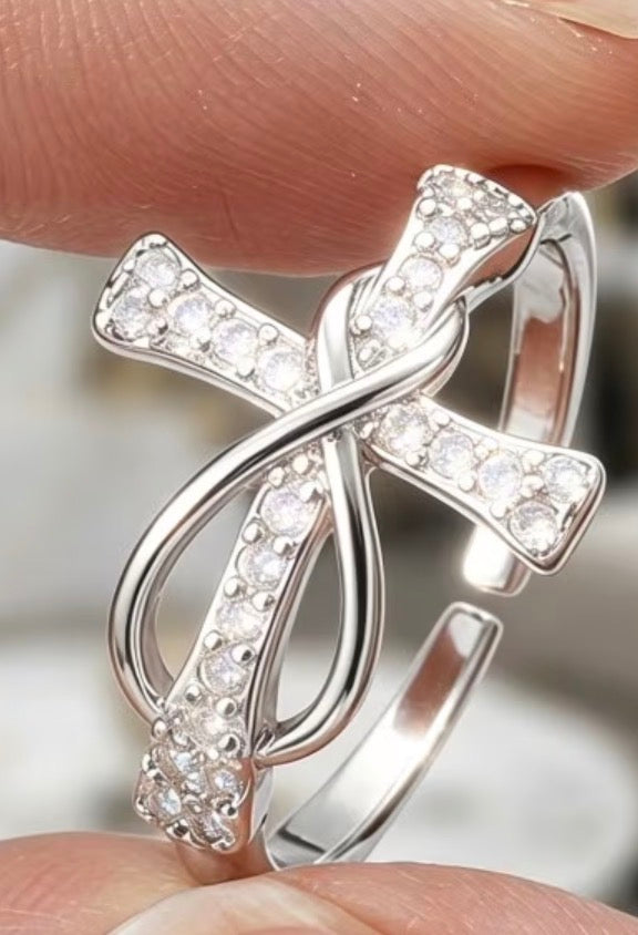 Stunning Adjustable Infinity Cross Ring