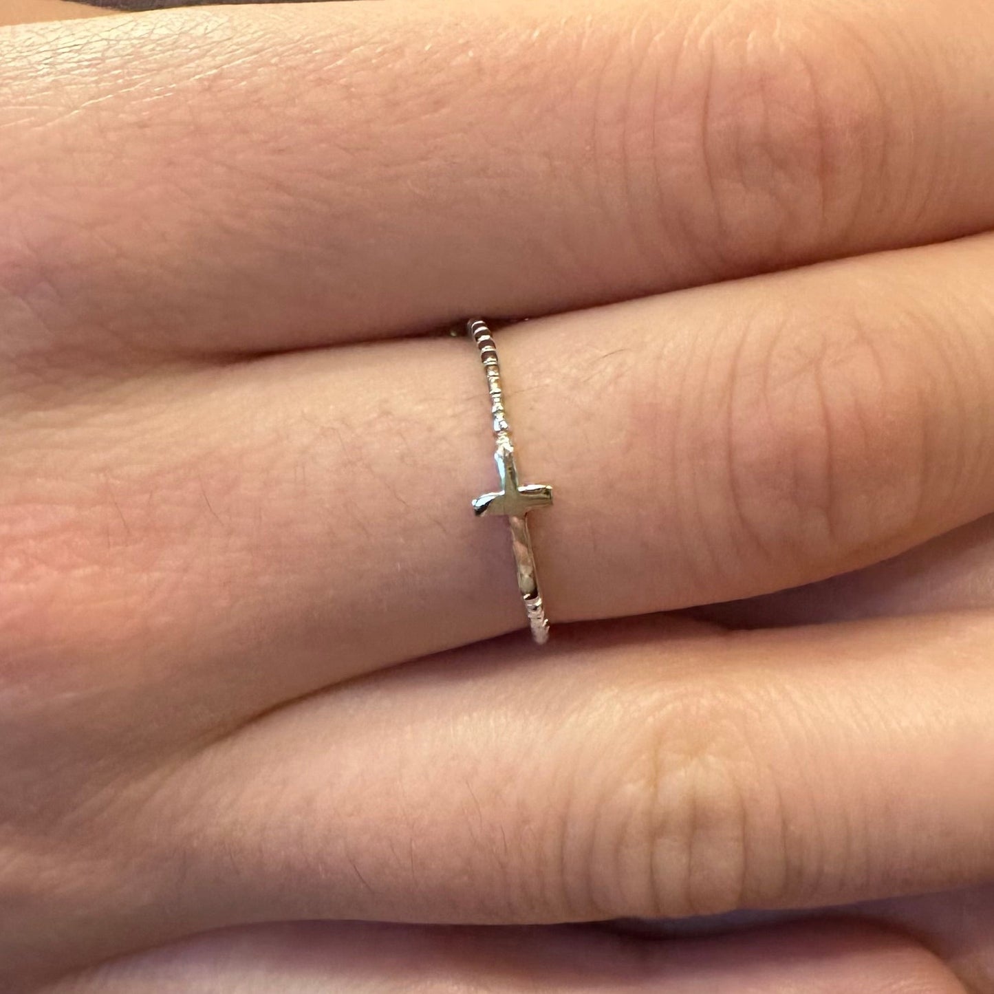 Elegant Sterling Silver Cross Rope Ring