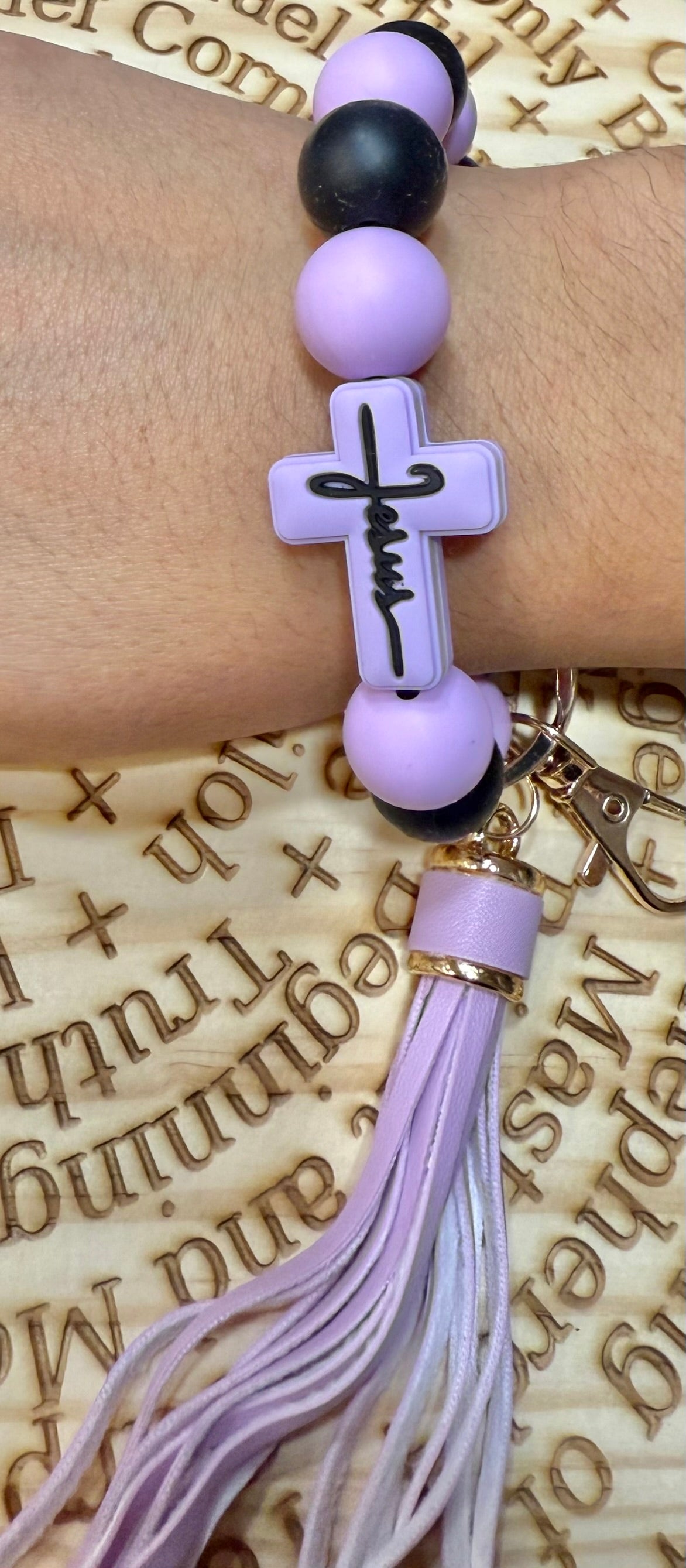 Jesus Silicone Bead Bracelet Keychain