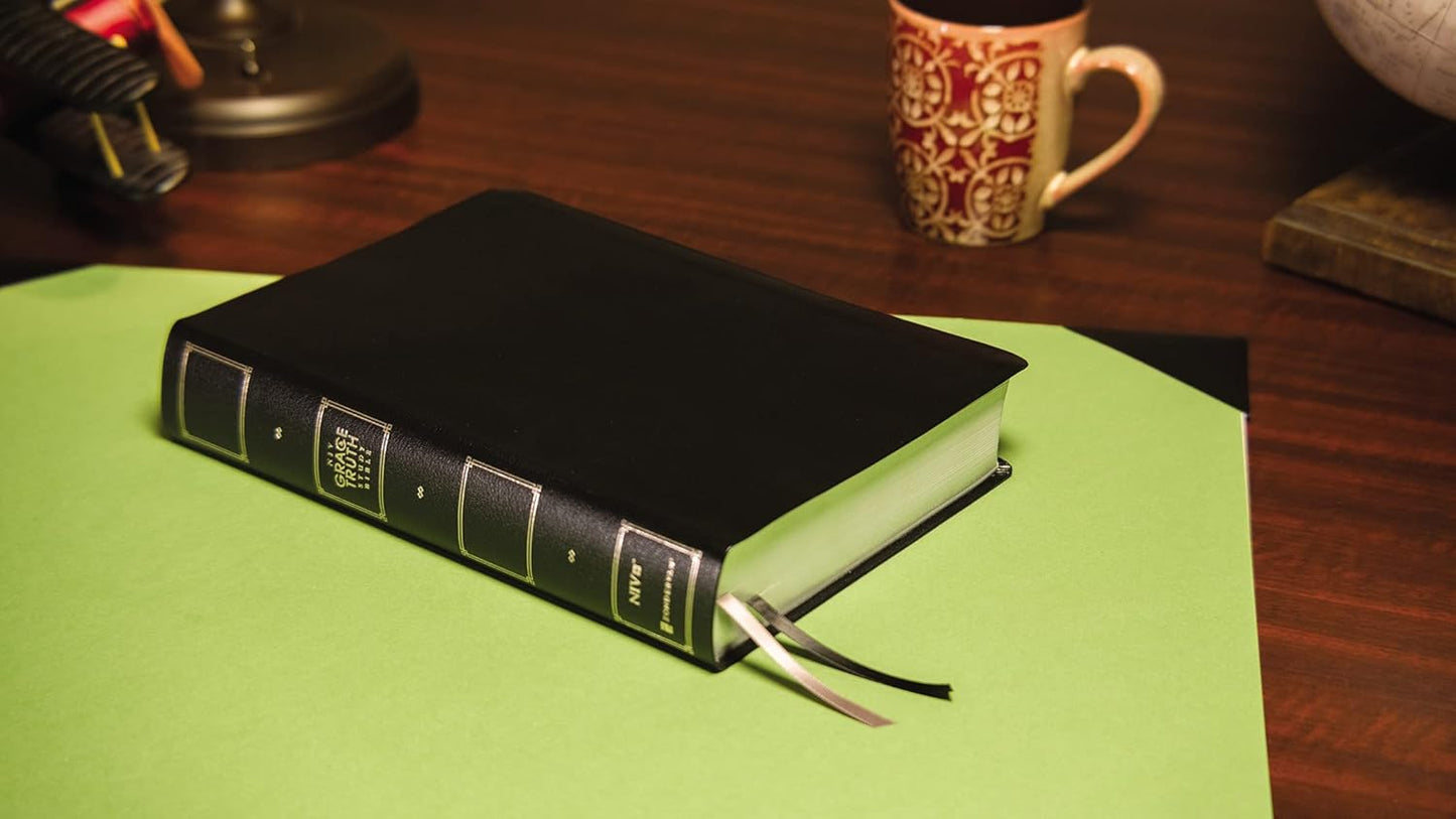 NIV, The Grace and Truth, Large Print Study Bible (Black Bonded Leather)