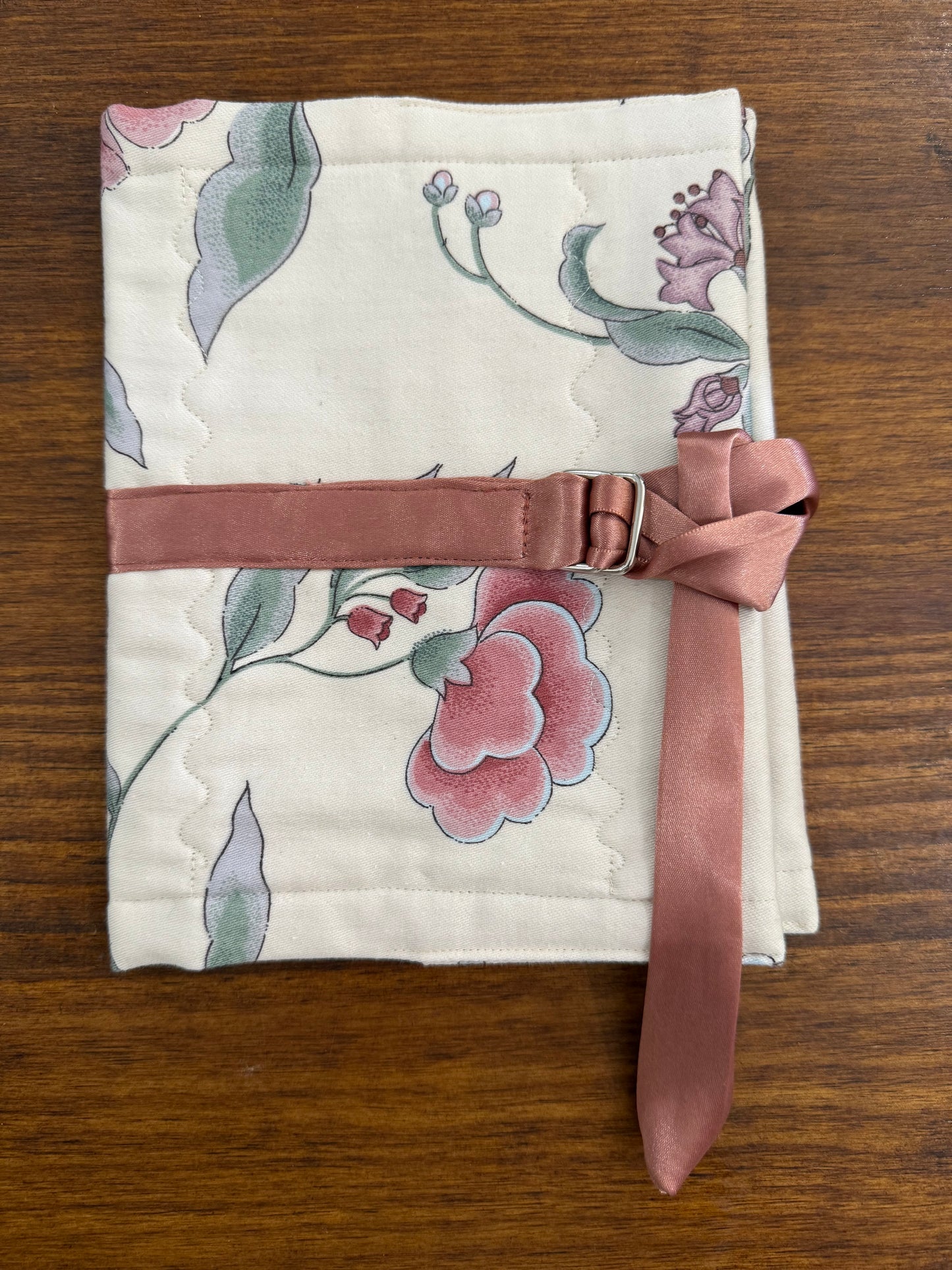 The Hope Chest Original Floral Book Carry Case