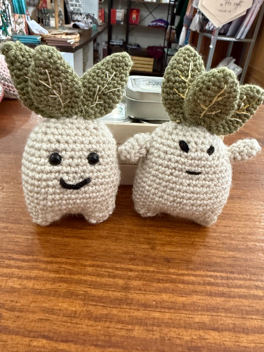 TOFTS Cute Crocheted Parsnip Keychain