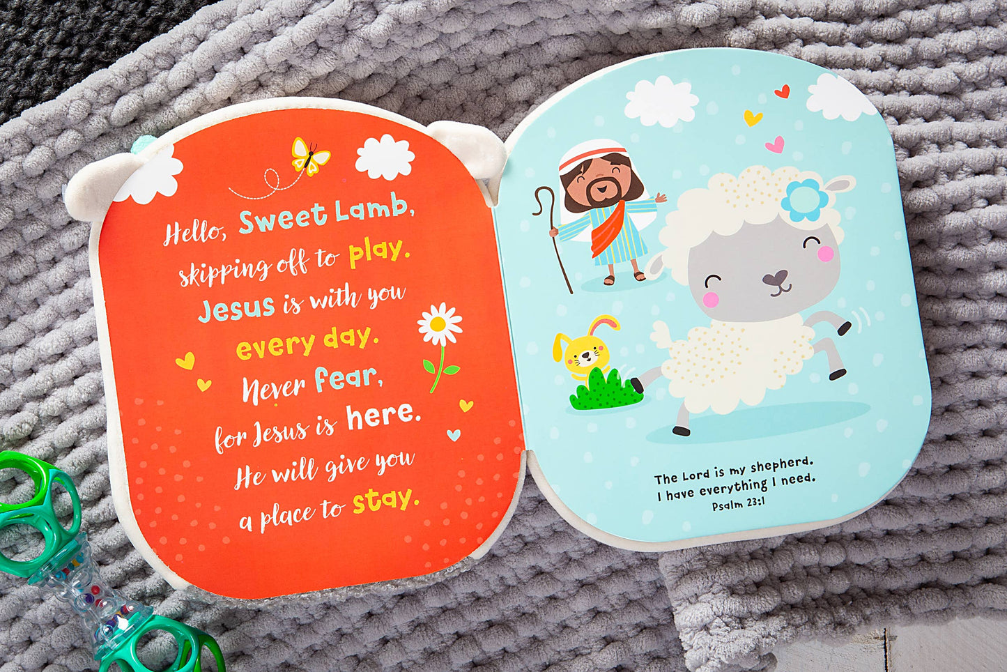 Squish and Snugg: Sweet Lamb (Plush Book, Ages 3+)