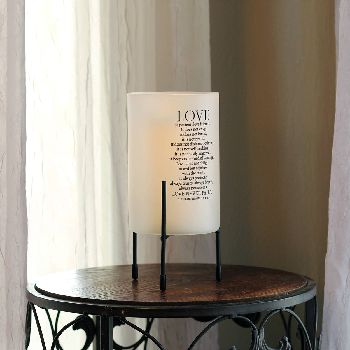 Hurricane Candleholder Love 1Cor.13:4-5